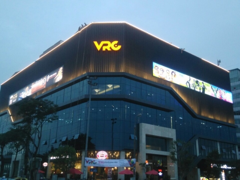 Tòa nhà VRC ( khu vui chơi )