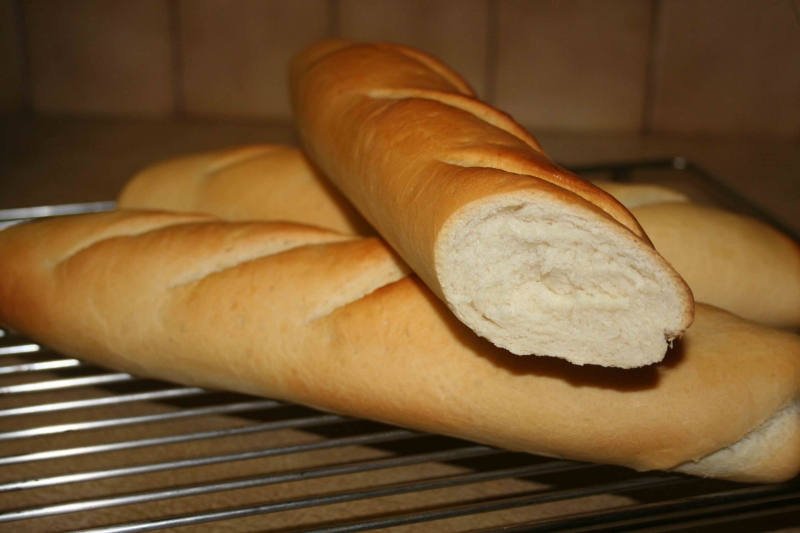 Những chiếc bánh mì thơm ngon của thương hiệu bánh mì nổi tiếng Huyền Bình