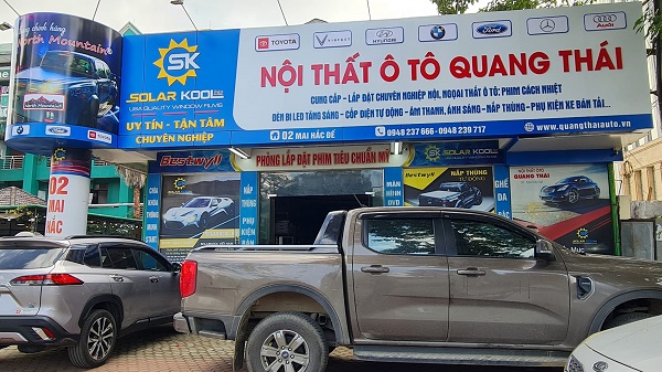 Nội thất ô tô Quang Thái là một cửa hàng phụ tùng ô tô tại Nghệ An được biết đến với uy tín cùng chất lượng vào loại tốt nhất hiện nay